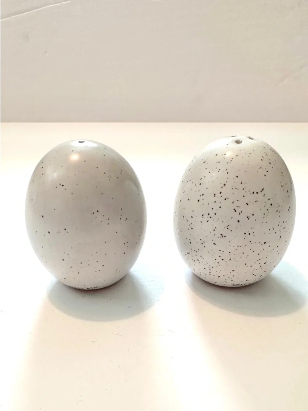 West Elm Speckled Ceramic Egg Salt & Pepper‎ Shakers White Easter NWOT